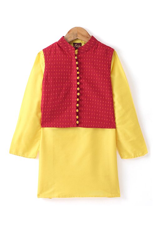 Twisha Boys Solid Kurta & Pyjama With Jacket - Yellow & Red