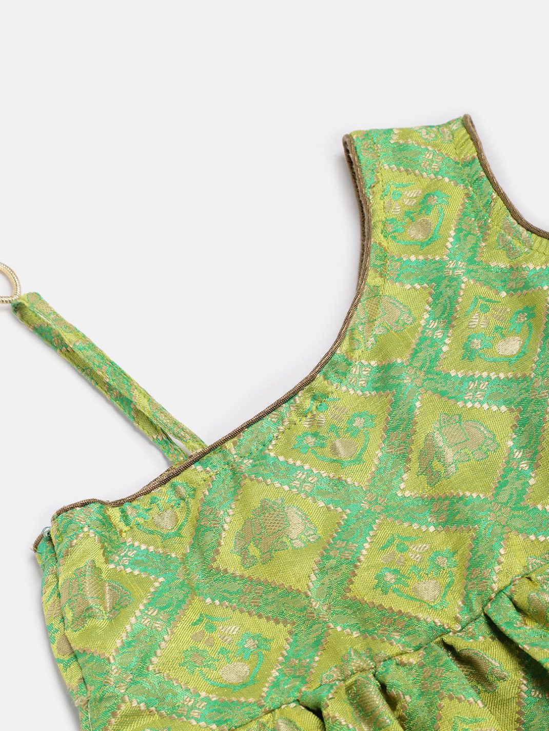 Twisha Girls Sleeveless Jacquard Design Choli With Net Ghagra - Green