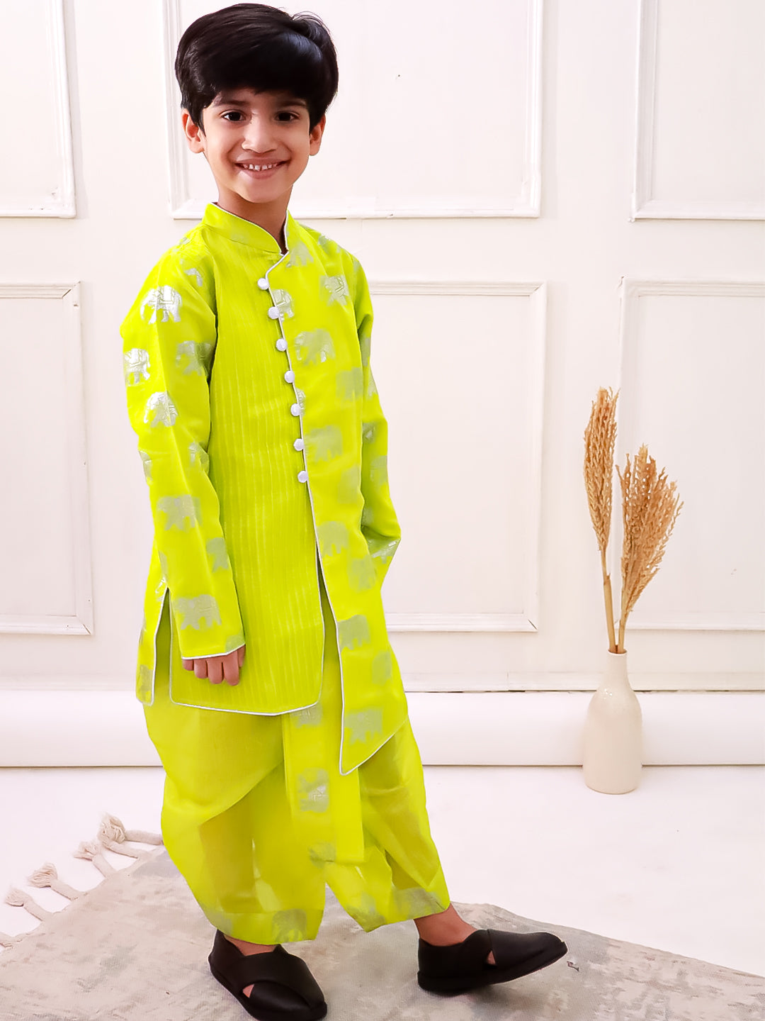 Twisha Chanderi Fullsleeves Elephant Printed Kurta with Dhoti - Limegreen